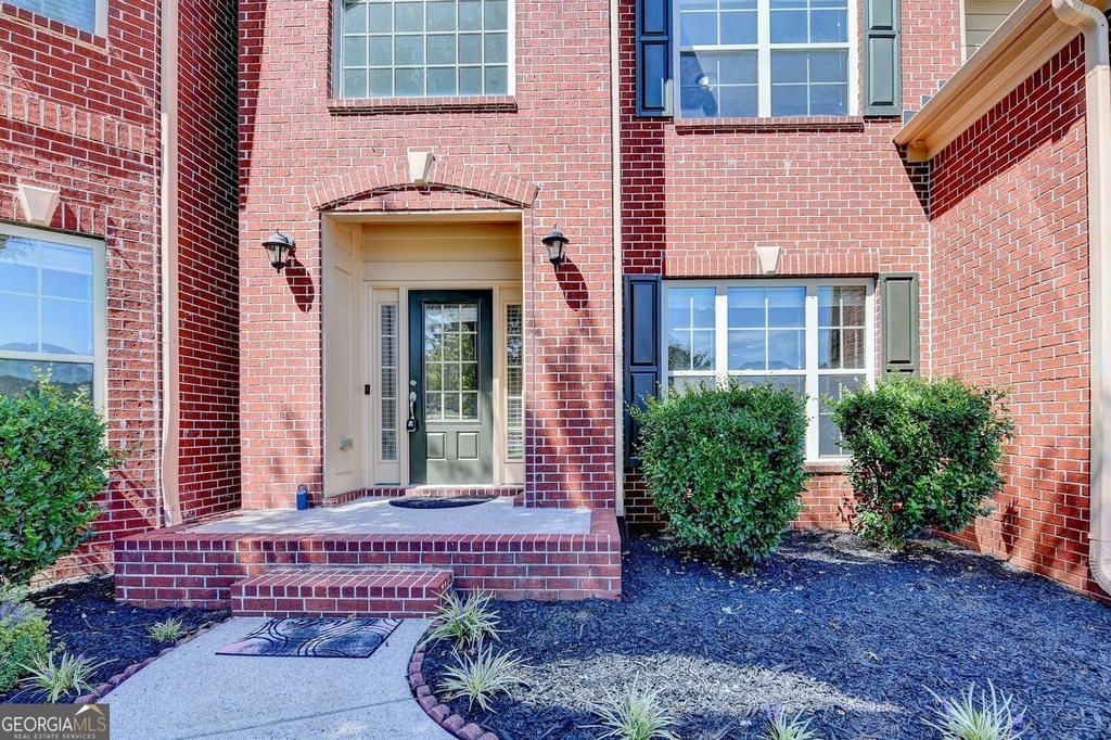 4805 Shelbourne Drive - Photo 1