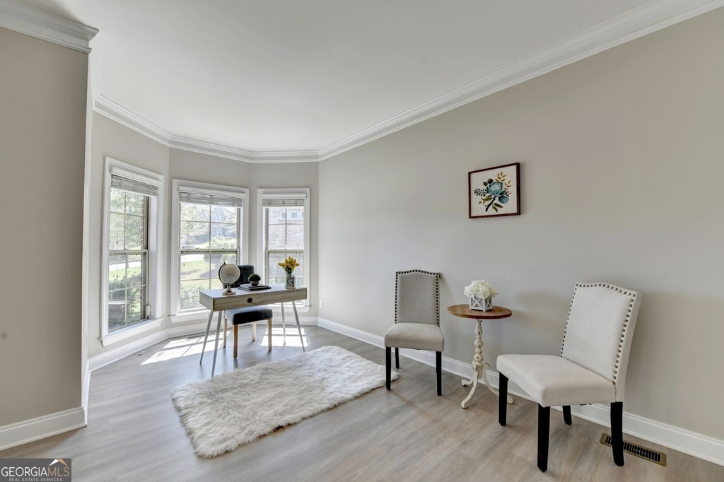4805 Shelbourne Drive - Photo 10