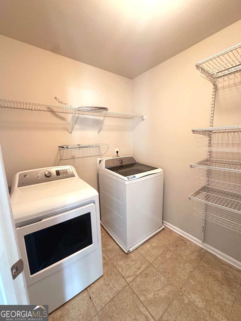 237 Franklin Street - Photo 13