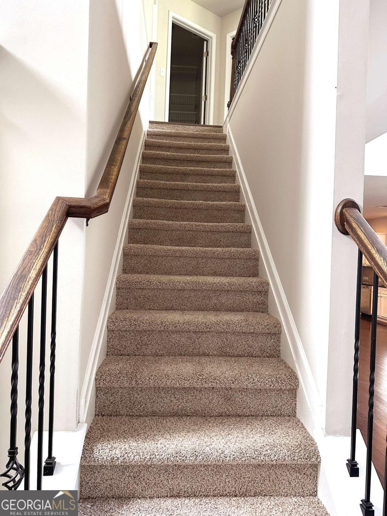 237 Franklin Street - Photo 14
