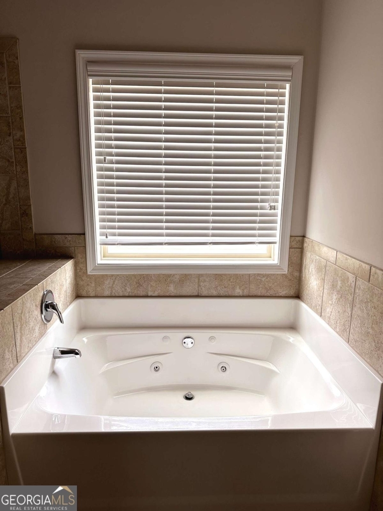 237 Franklin Street - Photo 17