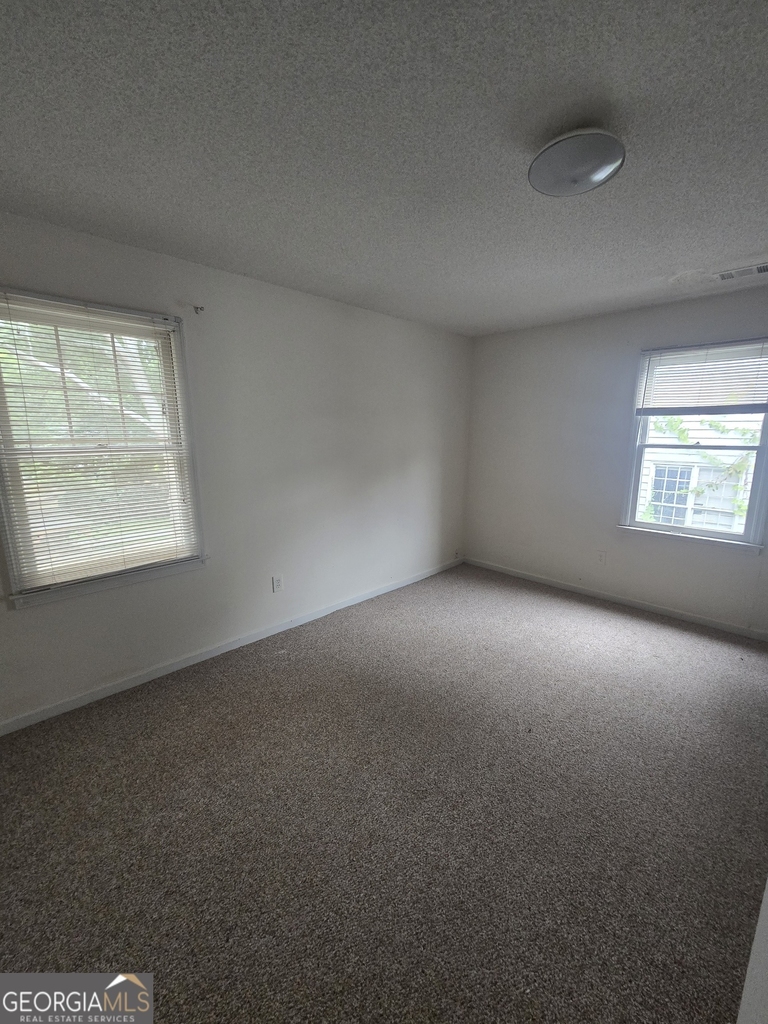 3490 Runnymeade Drive - Photo 11