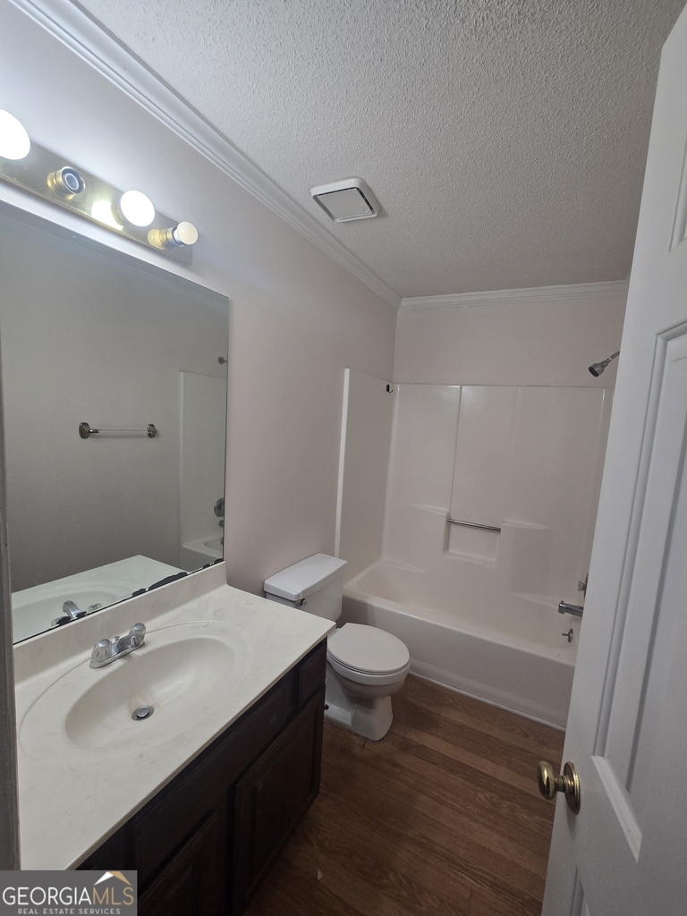 3490 Runnymeade Drive - Photo 10