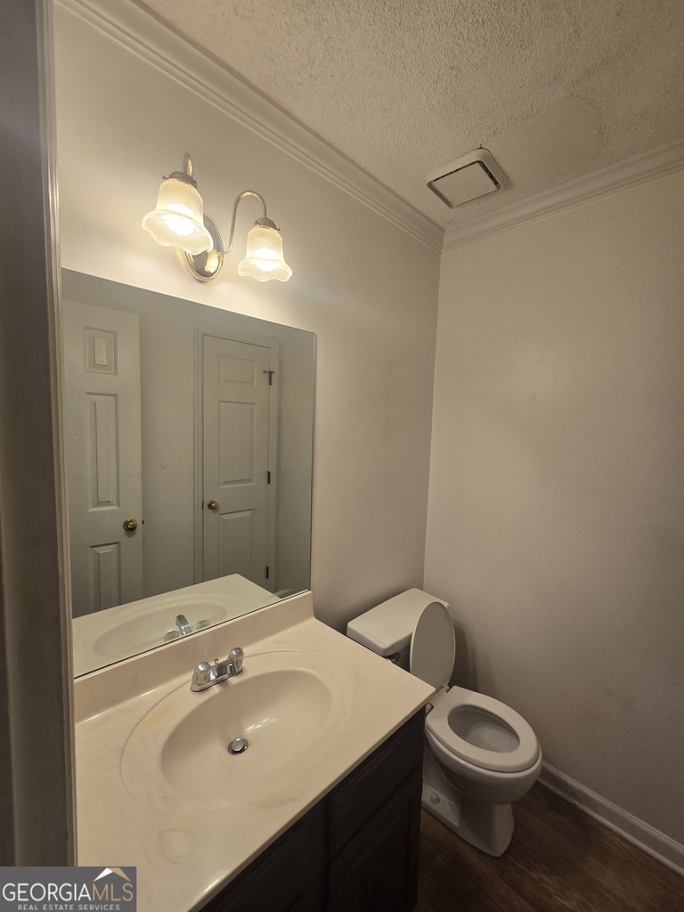 3490 Runnymeade Drive - Photo 6