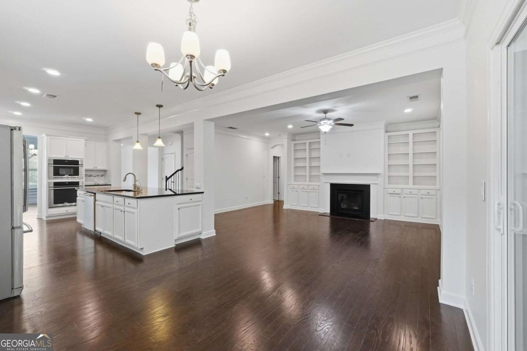 4865 Alexandria Avenue - Photo 16