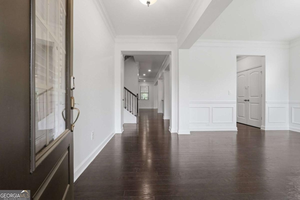 4865 Alexandria Avenue - Photo 2