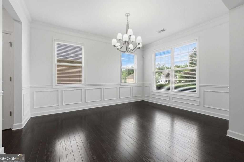 4865 Alexandria Avenue - Photo 4