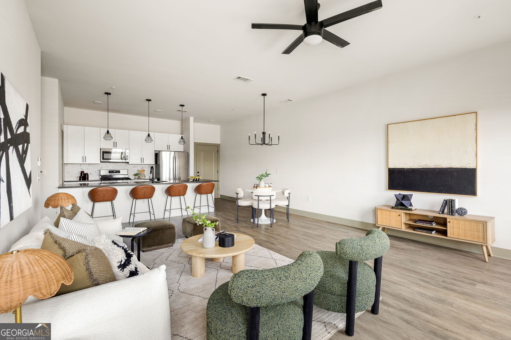 764 Memorial Drive Se - Photo 3
