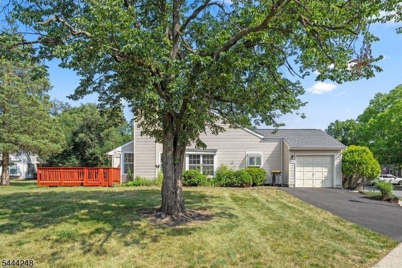 123 Harrow Dr - Photo 1
