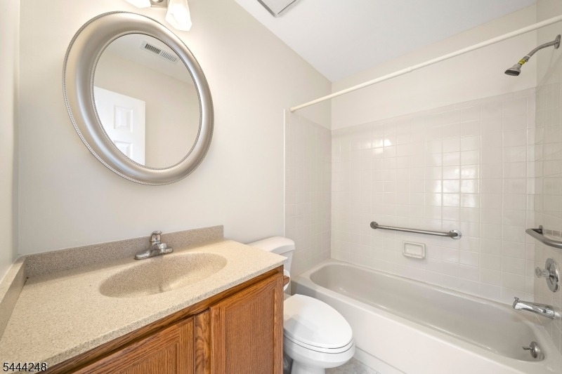 123 Harrow Dr - Photo 16