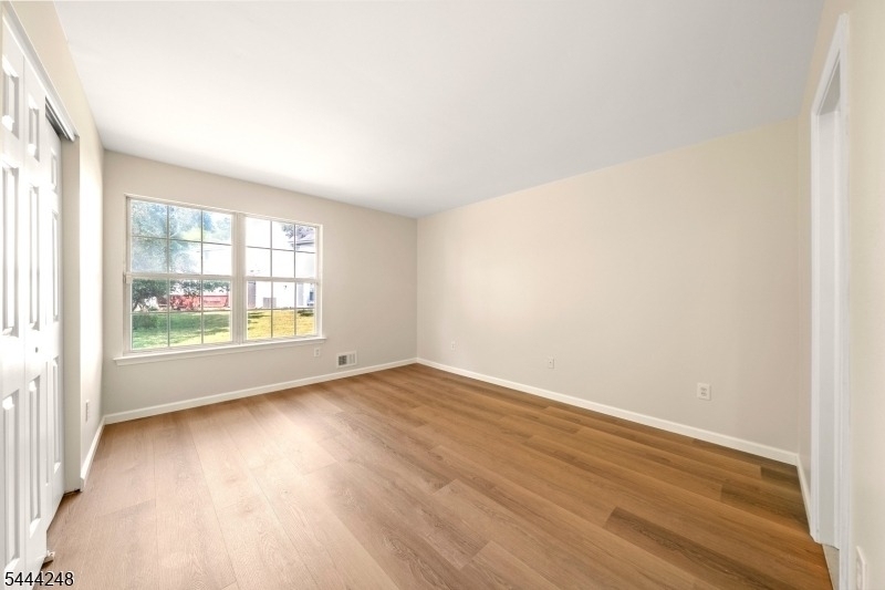 123 Harrow Dr - Photo 11