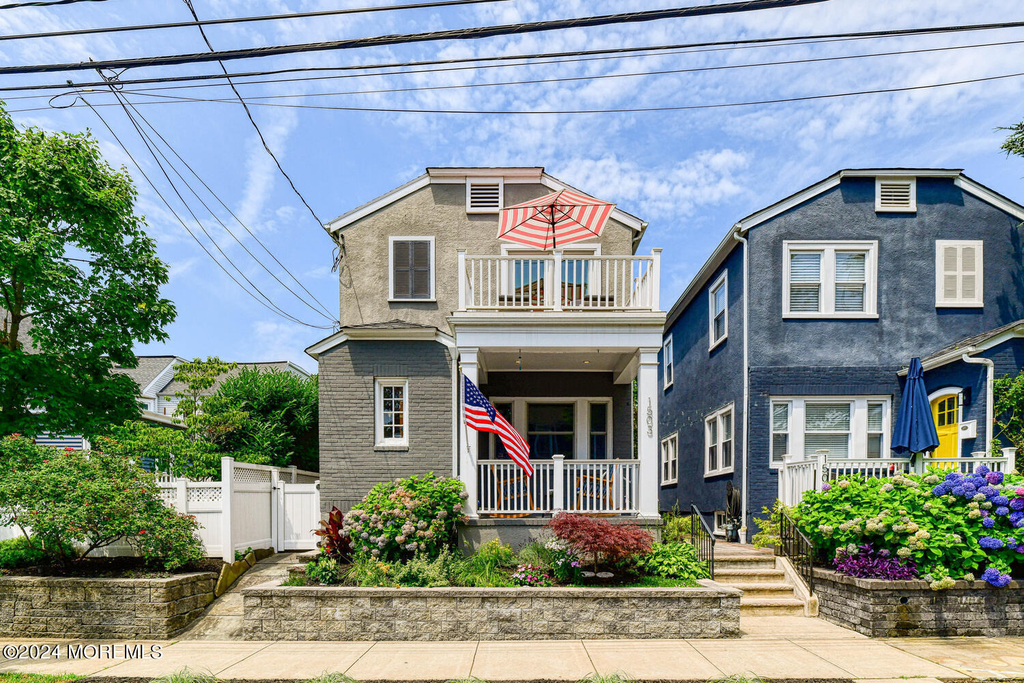 1503 Emory Street - Photo 0