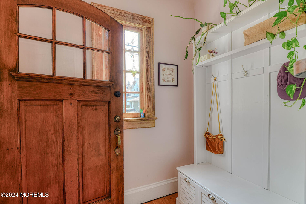 1503 Emory Street - Photo 4