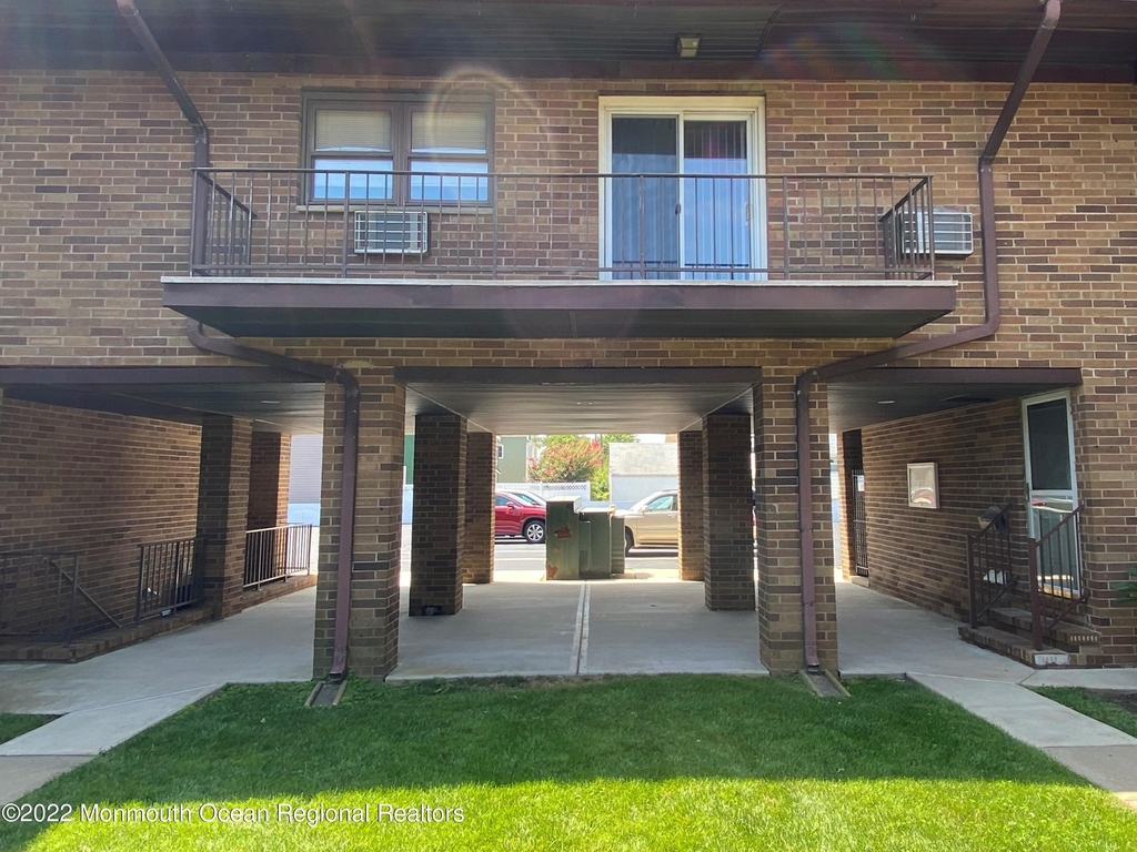 1501 Ocean Avenue - Photo 2