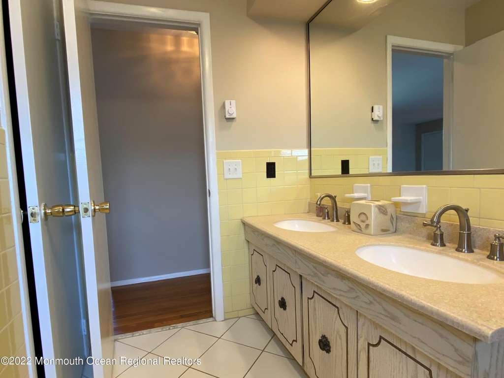 1501 Ocean Avenue - Photo 18