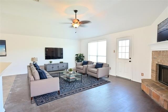 1631 Mt Zion Drive - Photo 2