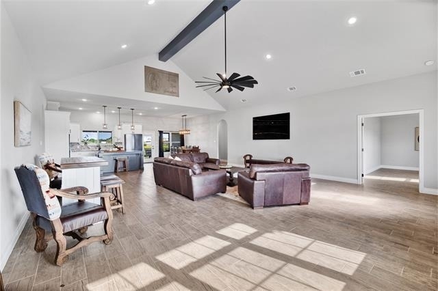 1040 Cloudy Court - Photo 4