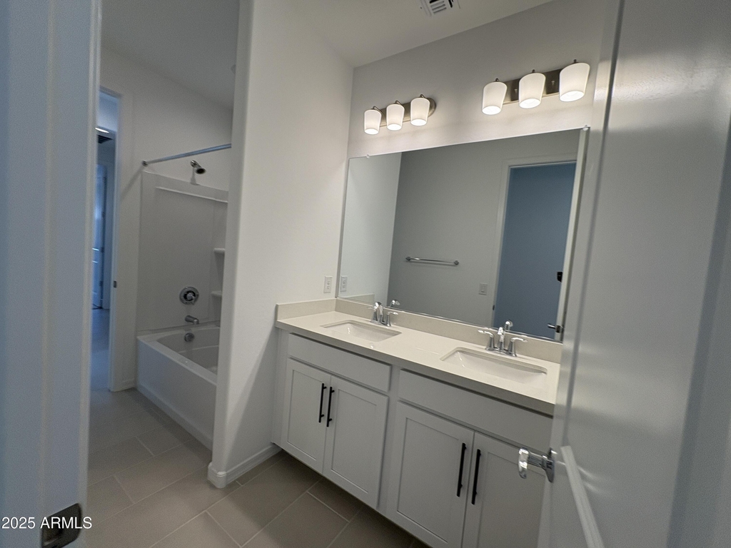 17613 W Georgia Avenue - Photo 35