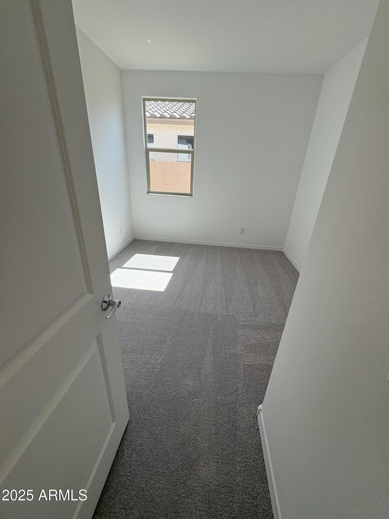 17613 W Georgia Avenue - Photo 29