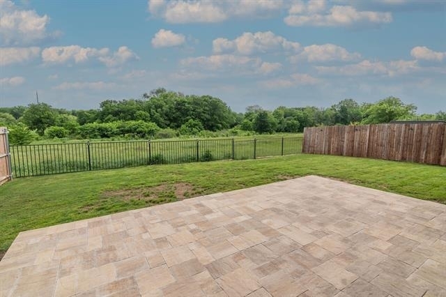 15908 Back Nine Road - Photo 33