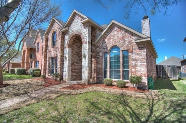 9400 Woodhurst Drive - Photo 1