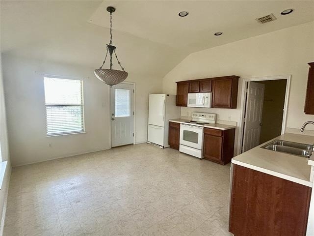 704 Corral Street - Photo 4