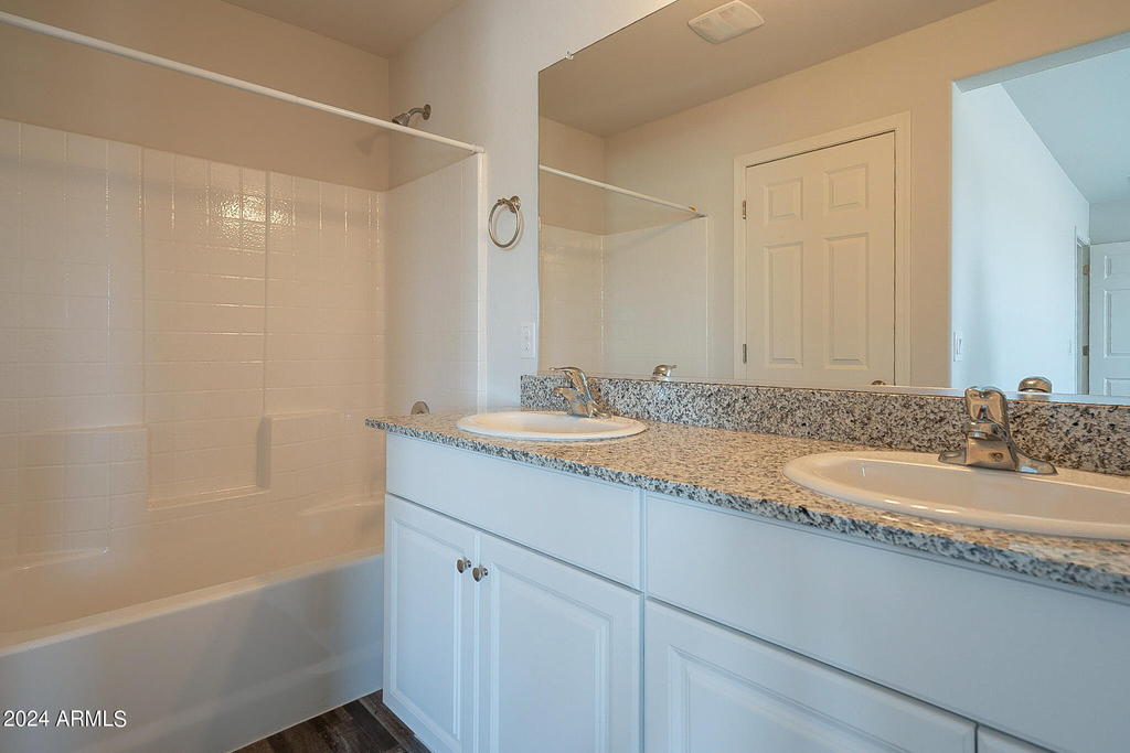 809 W Raymond Street - Photo 26