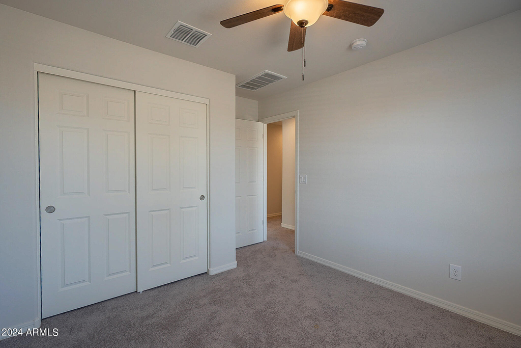 809 W Raymond Street - Photo 33