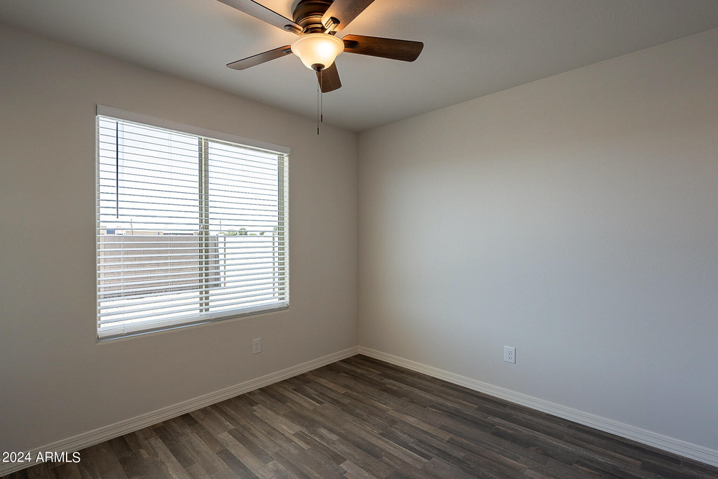 809 W Raymond Street - Photo 15