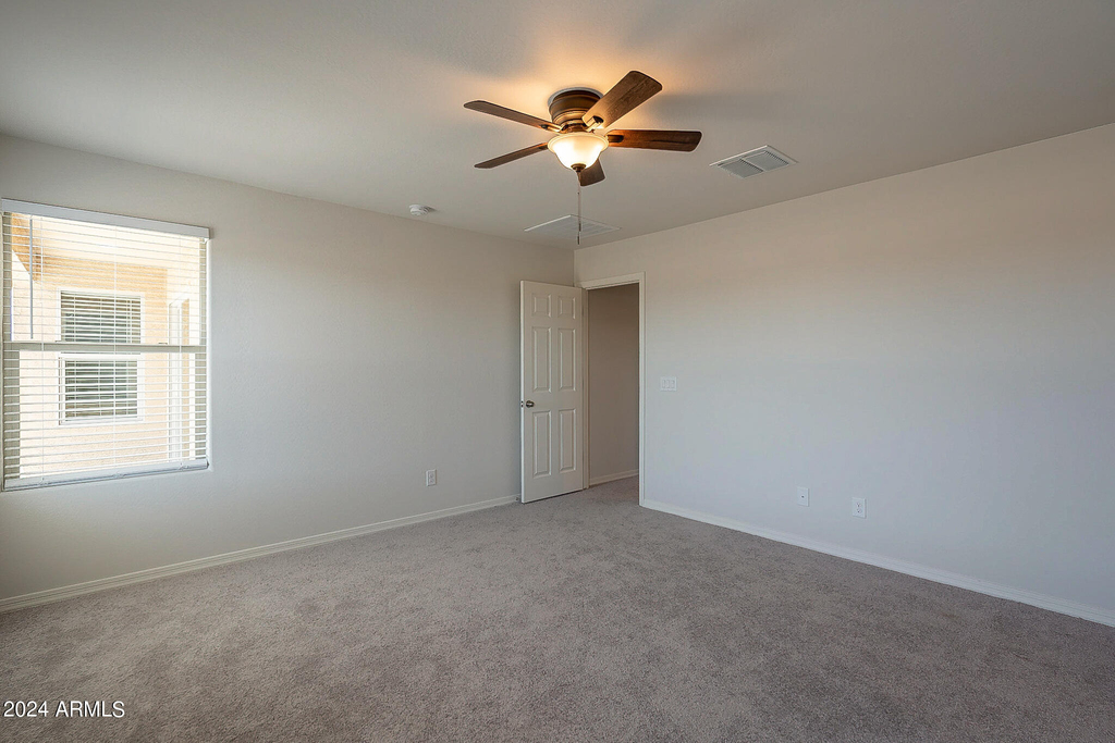809 W Raymond Street - Photo 21