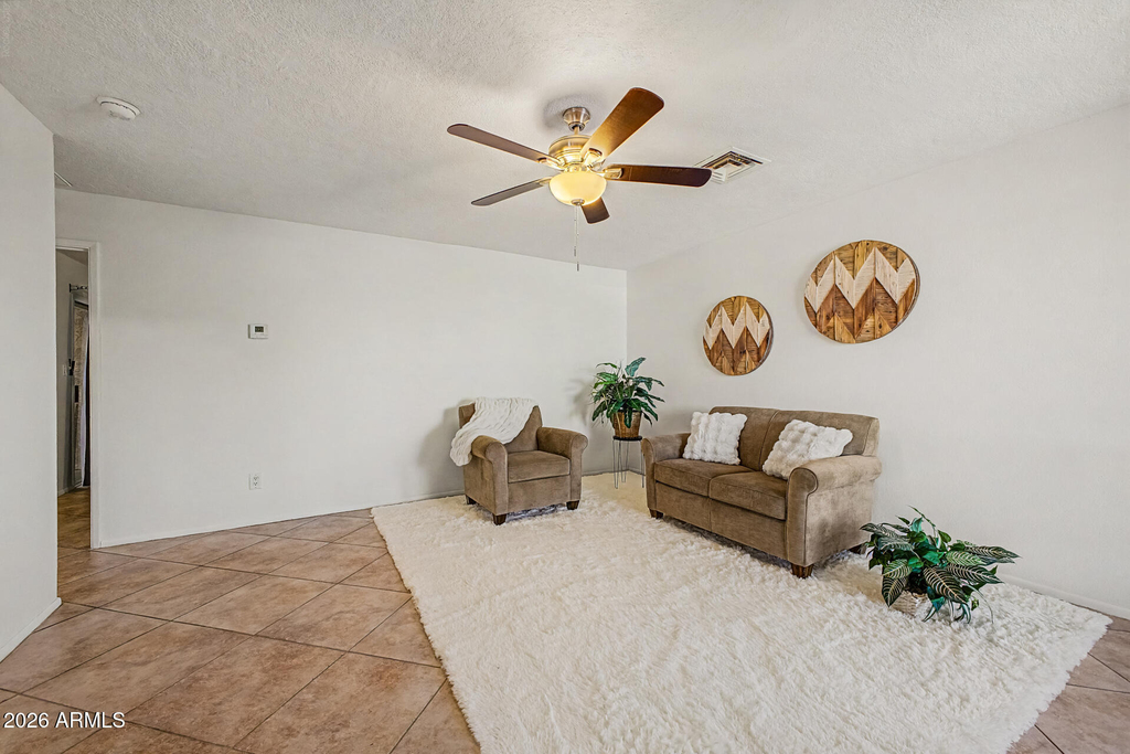 20420 N 6th Drive - Photo 2