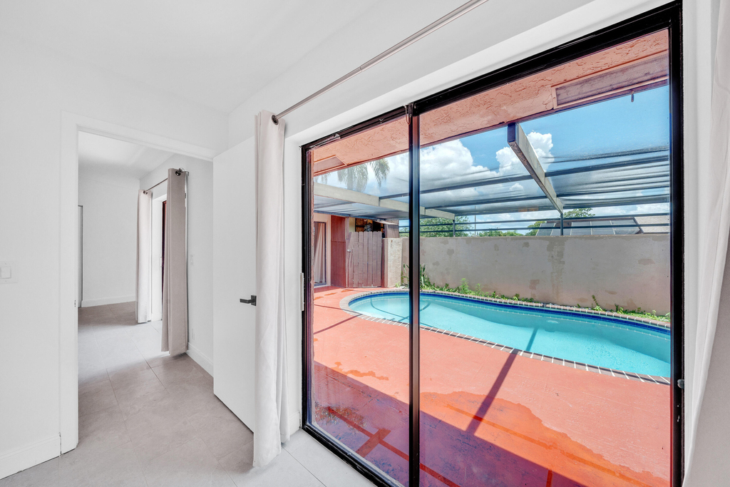 4757 Sunny Palm Circle - Photo 14
