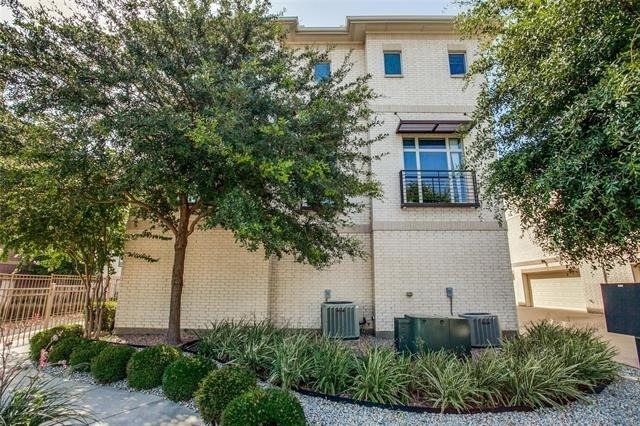 2325 Stutz Drive - Photo 24