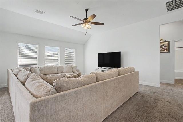 1004 Deer Ridge Drive - Photo 5