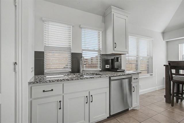 1004 Deer Ridge Drive - Photo 11