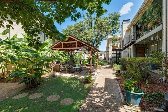 5109 Cedar Springs - Photo 13