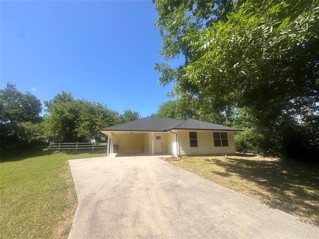 738 Wayne Avenue - Photo 0