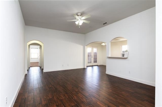 1123 Warrior Drive - Photo 5
