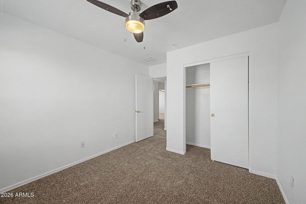7027 W Lincoln Street - Photo 23