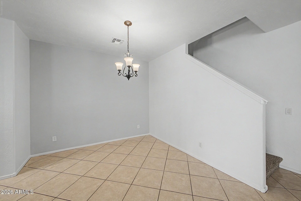 7027 W Lincoln Street - Photo 5