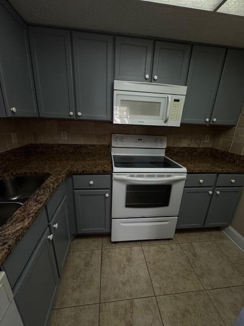 1536 Se Royal Green Circle - Photo 34