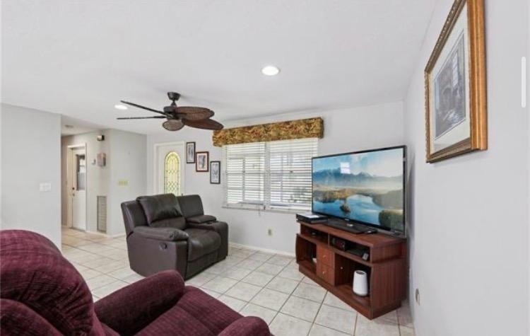 1116 Se 30th Terrace - Photo 2