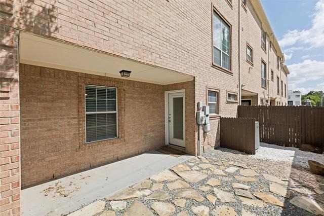 4002 Brownstone Court - Photo 22