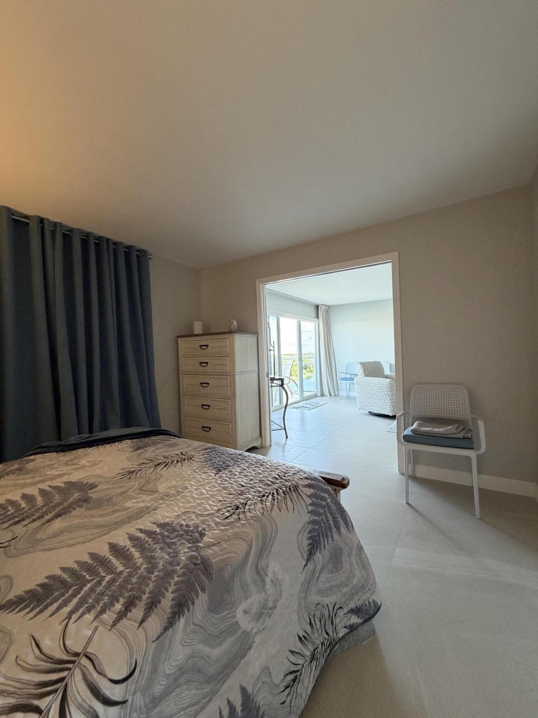 1160 Hillsboro Mile - Photo 16
