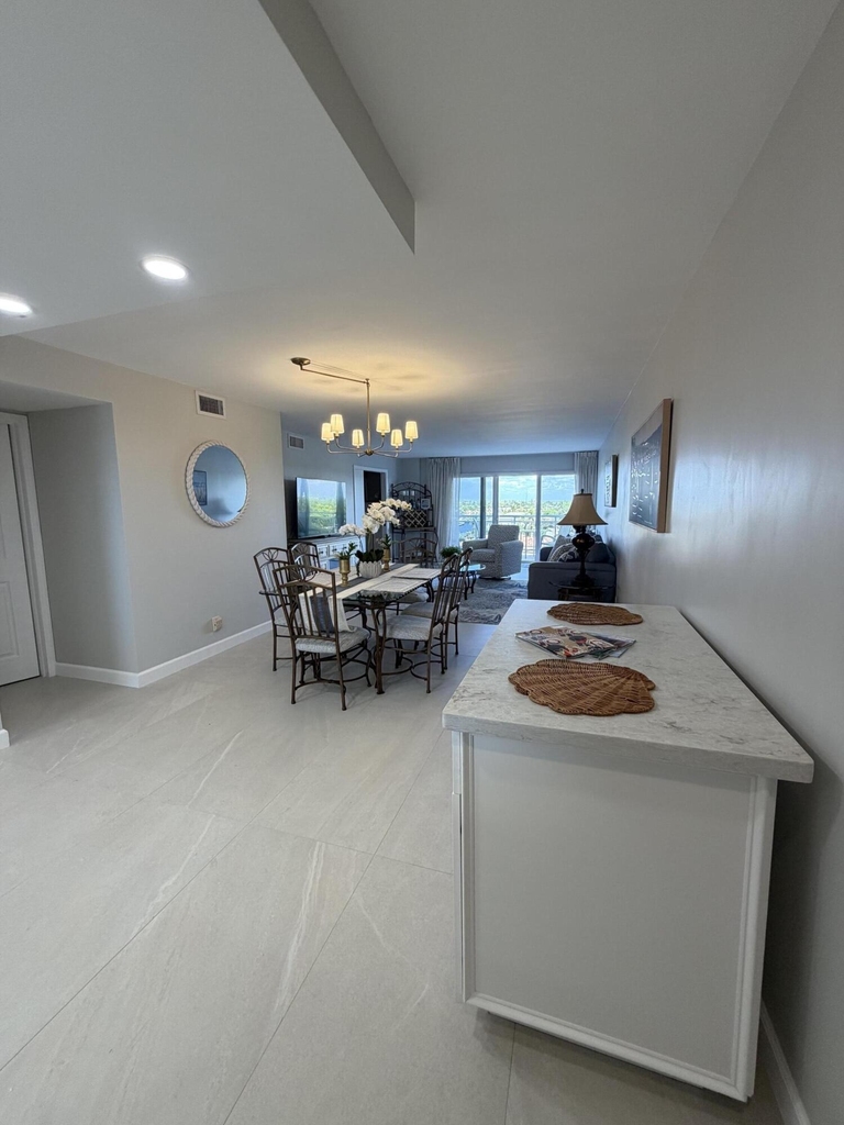 1160 Hillsboro Mile - Photo 14