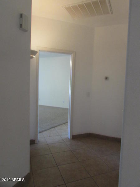 1042 E Canyon Way - Photo 18