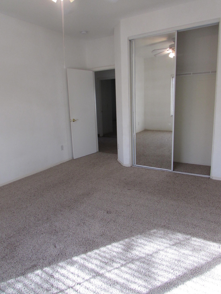1042 E Canyon Way - Photo 13
