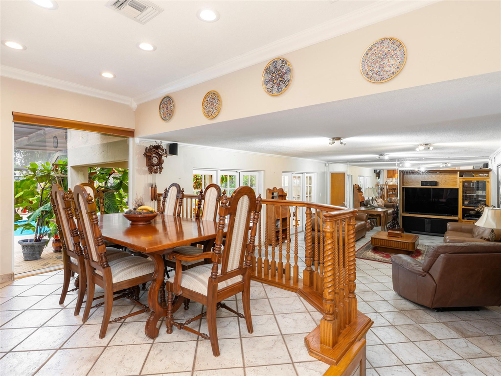 6556 Nw 87th Avenue - Photo 7