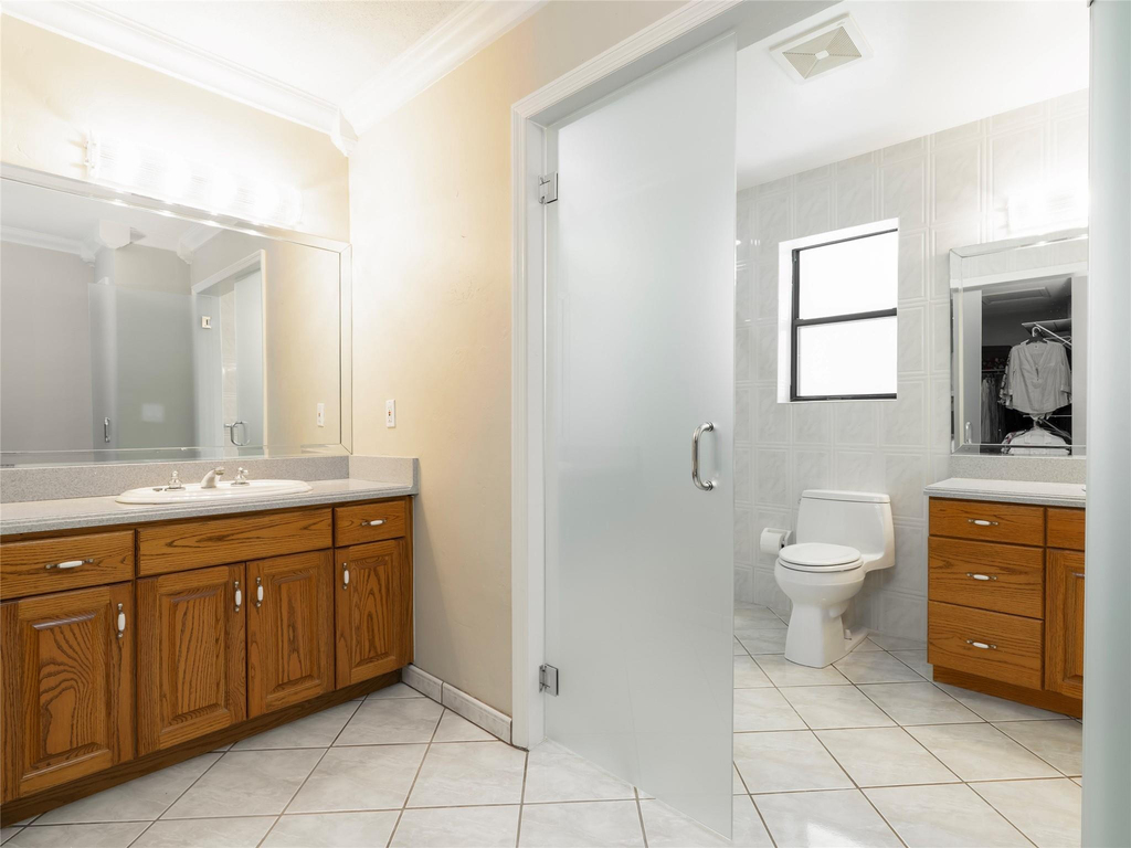 6556 Nw 87th Avenue - Photo 23
