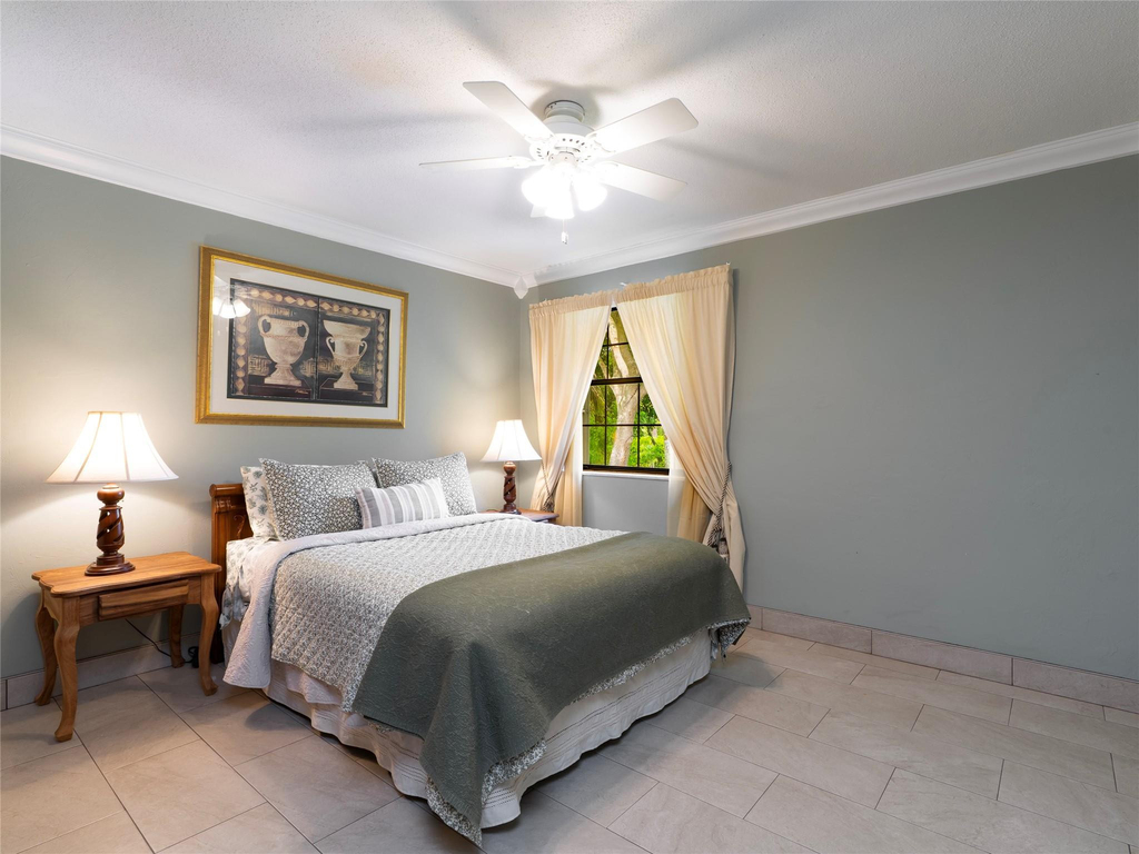 6556 Nw 87th Avenue - Photo 25